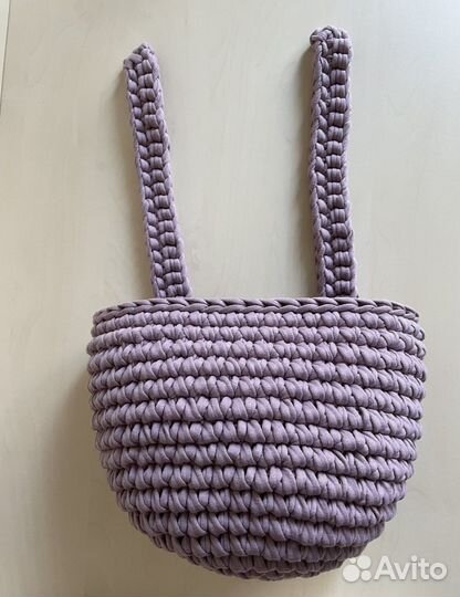 Корзинка вязаная подвесная на кроватку