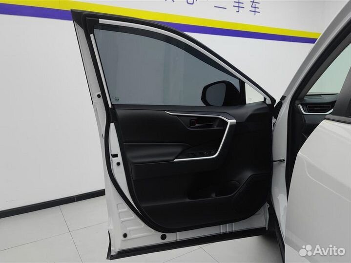 Toyota RAV4 2.0 CVT, 2021, 9 168 км