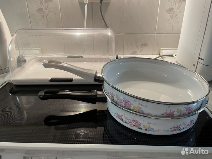 Сотейники / склвородки Victor L. (Эмалированная)