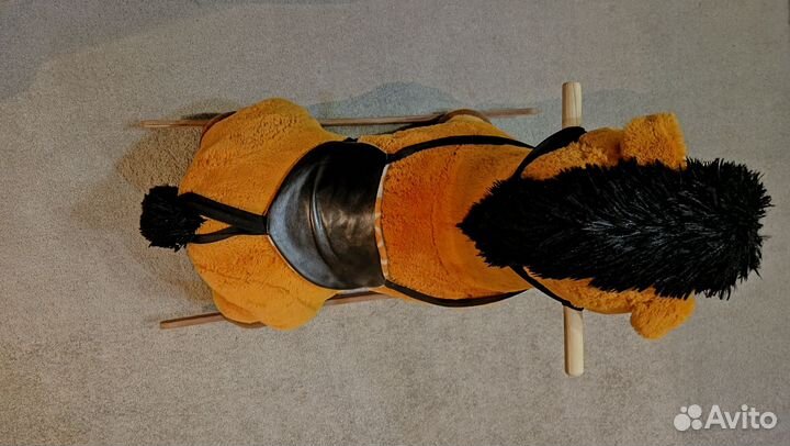 Детская качалка лошадь