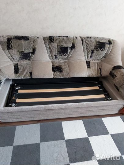Диван и кресла б/у