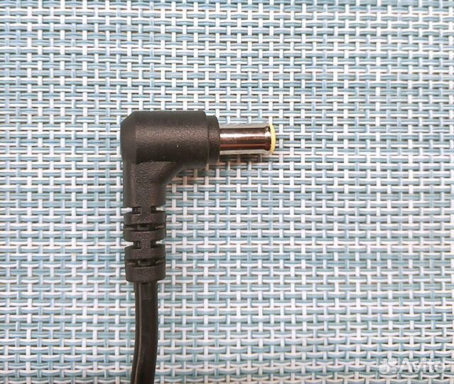 Блок питания монитора LG 19V 1.7 A 32W новый