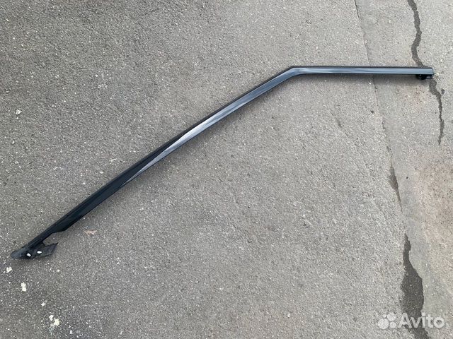 Накладка рамки двери передней левой Discovery 5