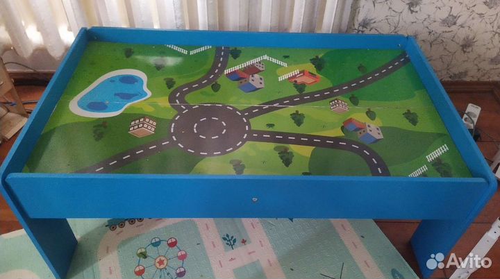 Стол игровой для железной дороги с бортами
