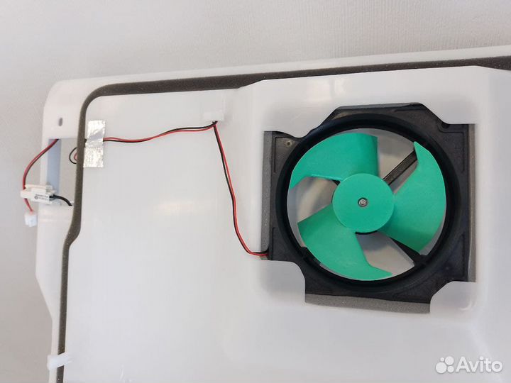 Воздуховод с вентилятором холодильника Haier