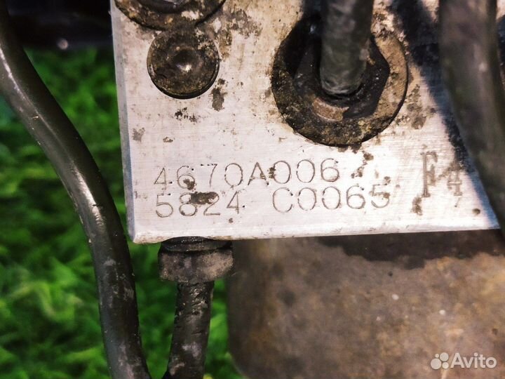 Блок ABS Mitsubishi Outlander CU5W 2.4 2005