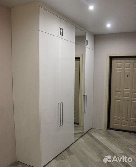 Шкафы на заказ распашные