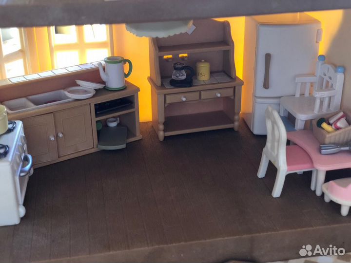 Sylvanian Families большой дом со светом