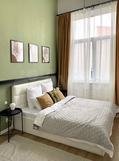 2-к. квартира, 56 м², 1/14 эт.