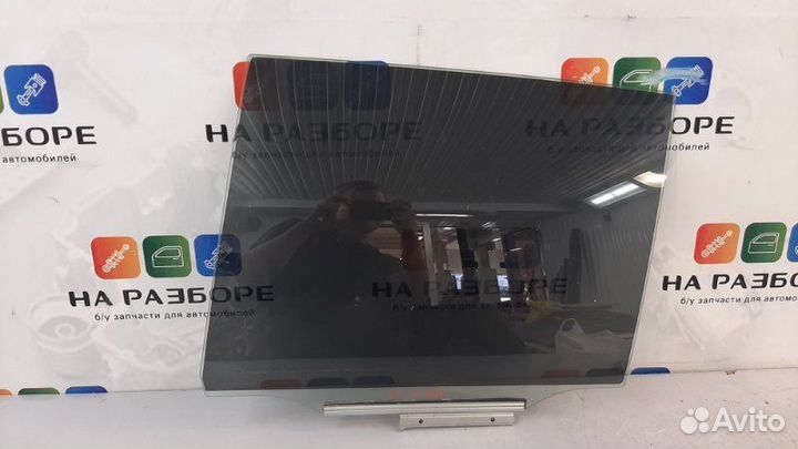 Стекло двери заднее левое Toyota Rav4 ACA30 1AZ-FE