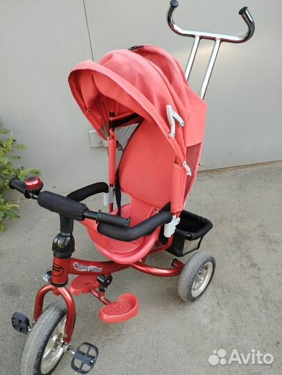 Продам велосипед трёхколёсный с ручкой