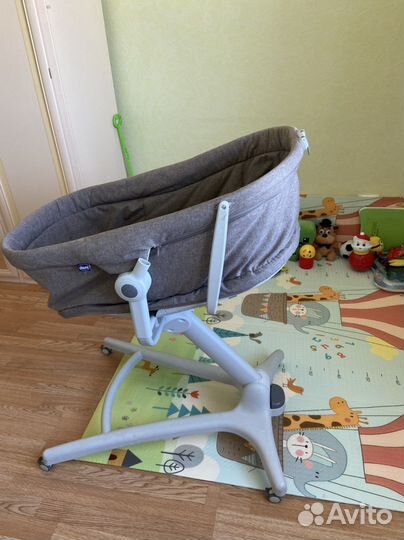 Шезлонг люлька Chicco