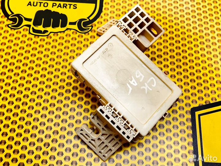 Блок предохранителей Kia Stinger CK G4KL 2018