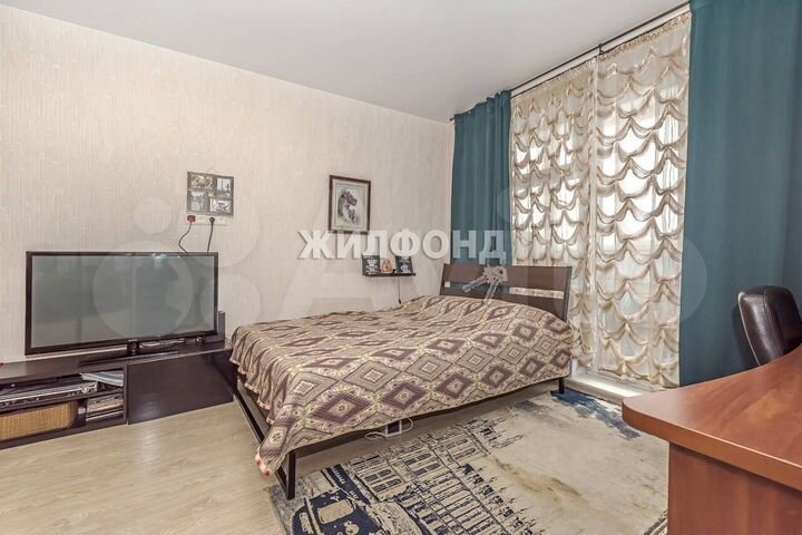 4-к. квартира, 131,6 м², 7/25 эт.