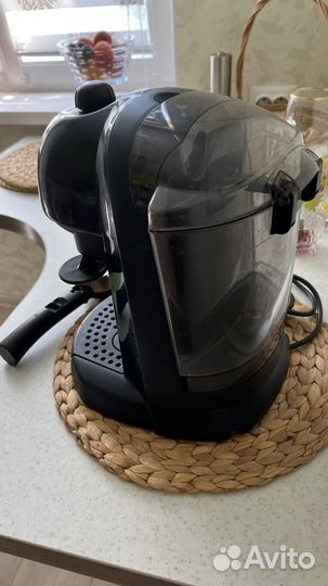Кофемашина delonghi