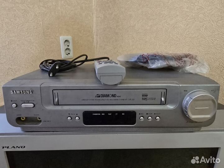 Видеомагнитофон samsung
