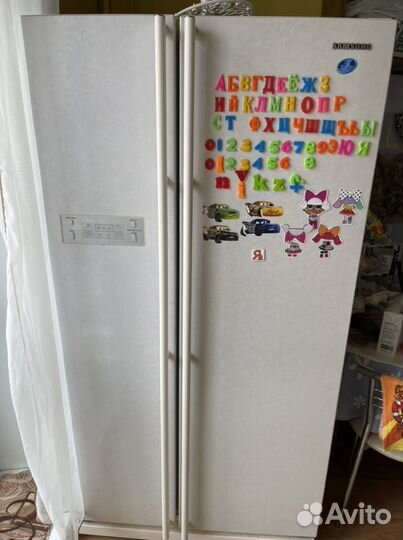 Холодильник Самсунг side-by-side