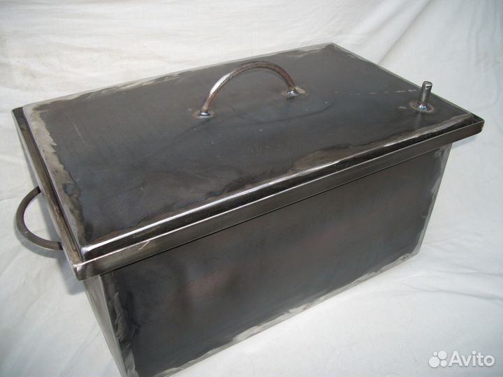 Коптильня с гидрозатвором новая