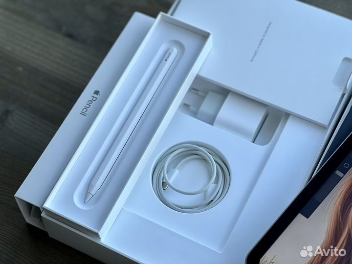 iPad Air 4 256GB + Pencil 2 + Procreate рст