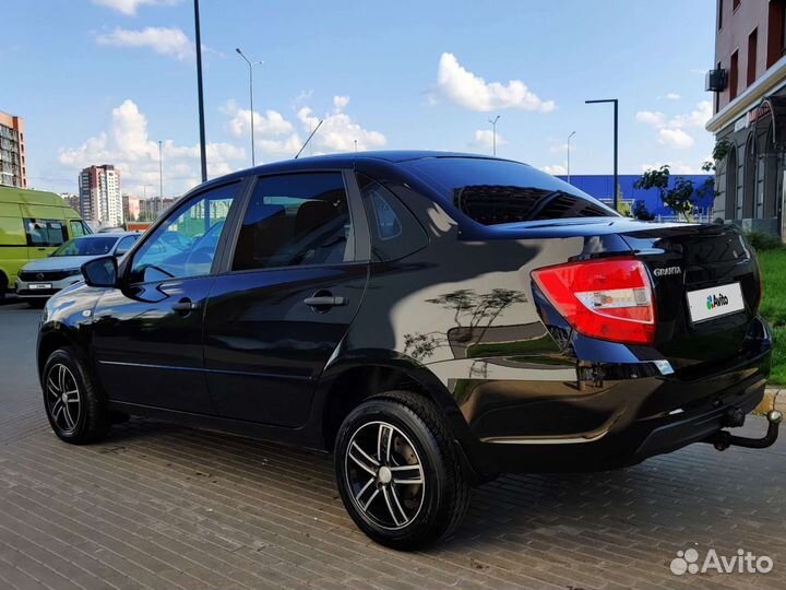 LADA Granta 1.6 МТ, 2022, 41 000 км