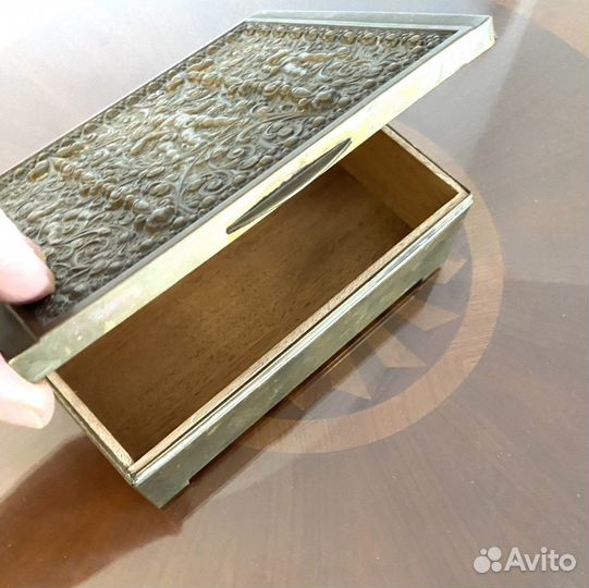 Шкатулка латунь винтаж путти Испания