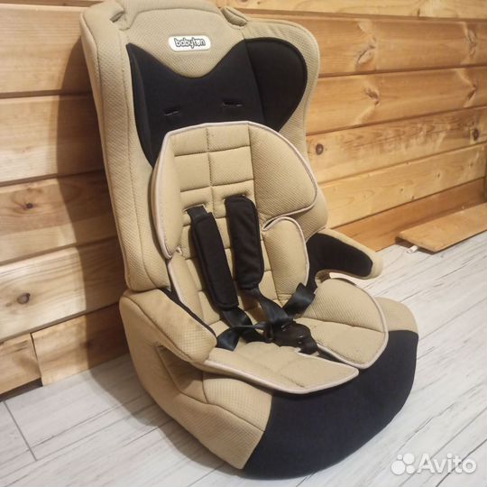 Детское автокресло babyton