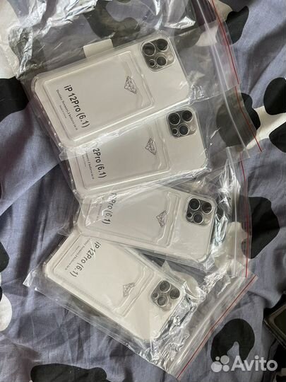 Чехол на iPhone 12 про