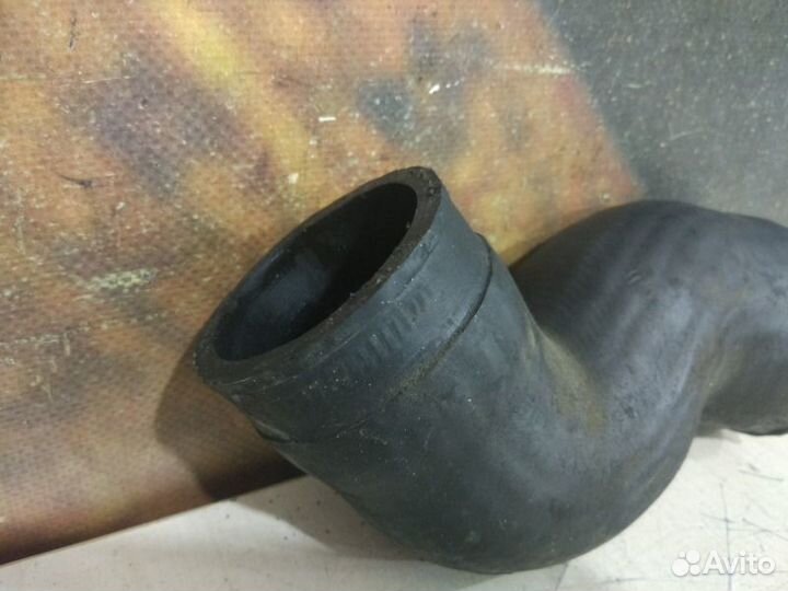 Патрубок интеркулера Audi Allroad C5 ARE 2002