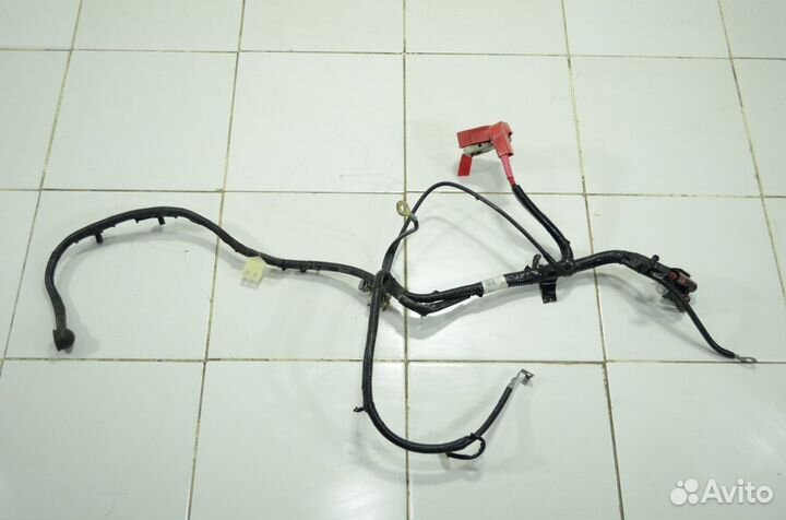 Клеменный контакт Ford Escape 2 3.0 2010