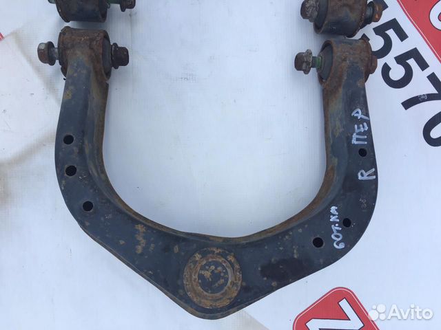 Nissan Patrol Y62 рычаг передний верхний