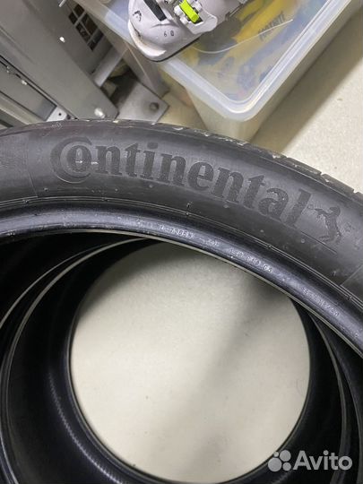 Continental ContiPremiumContact 6 275/35 R22 и 315/30 R22 104Y