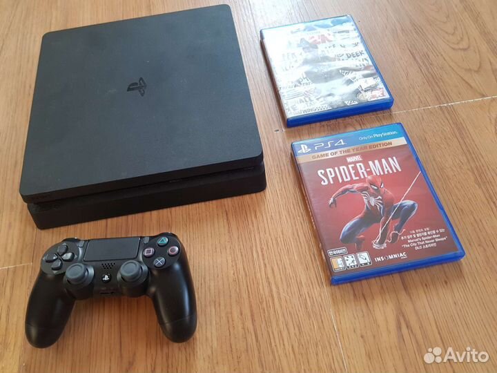 Sony PS4 slim 1tb + 2 диска и 1 геймпад