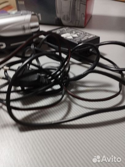 Видеокамера canon