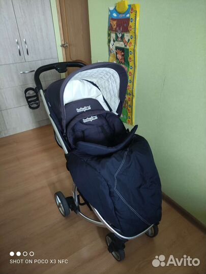 Прогулочная коляска
