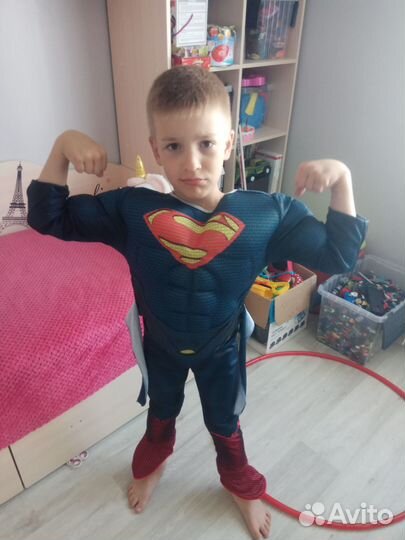 Костюм супермена
