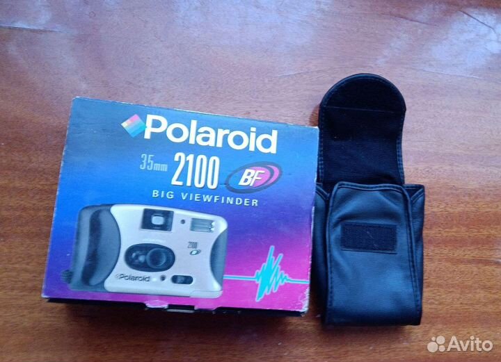 Плёночный фотоаппарат Polaroid
