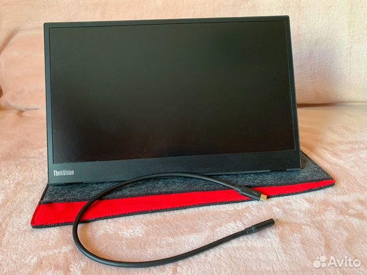 Портативный монитор ThinkVision M14