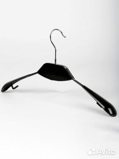 Набор вешалок 10 шт с чёрной вставкой из дерева и