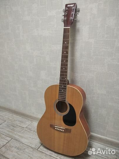 Акустическая гитара