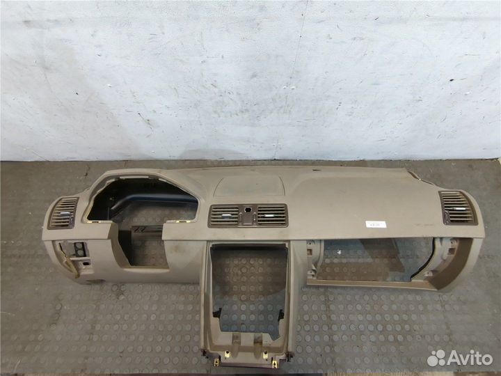 Панель передняя салона Volvo XC90, 2007