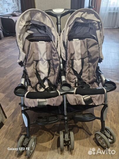 Коляска для двойни