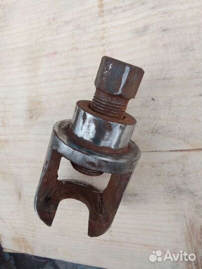 Съëмник рулевых тяг