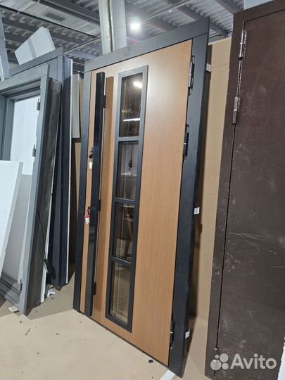 Входная дверь с терморазрывом и без