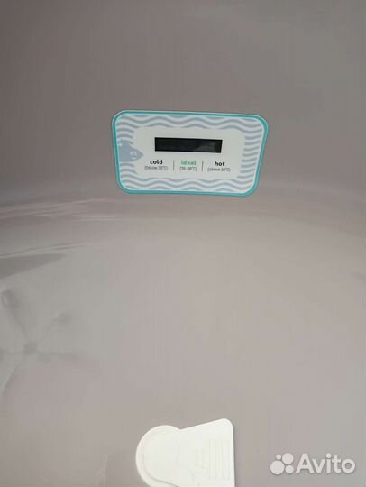 Ванночка для купания с термометром