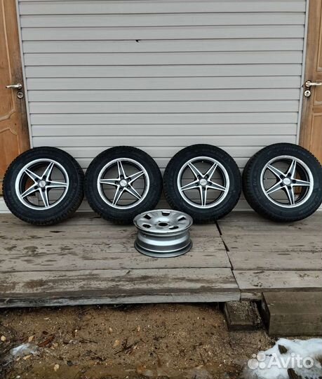 Зимние колёса в сборе с литыми дисками R16