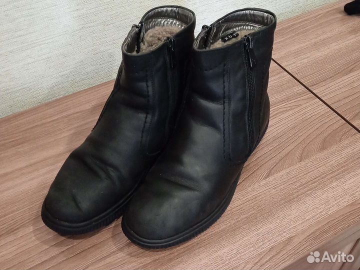 Ботинки для мальчиков 39р