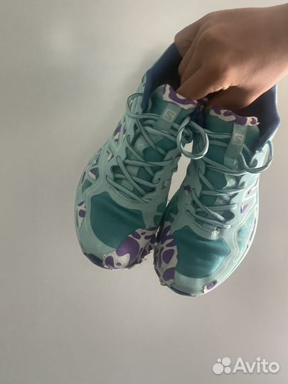 Salomon кроссовки