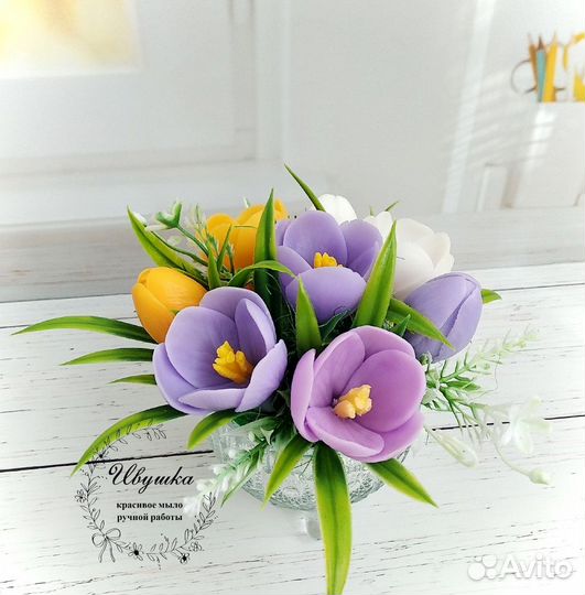 Мыло ручной работы, цветочная композиция