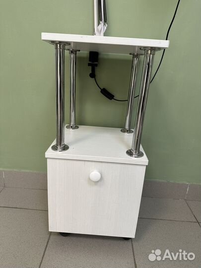 Косметологическая тележка