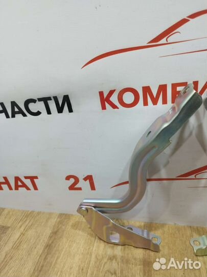 Петля капота RH LH Hyundai Solaris 1 2010-2017